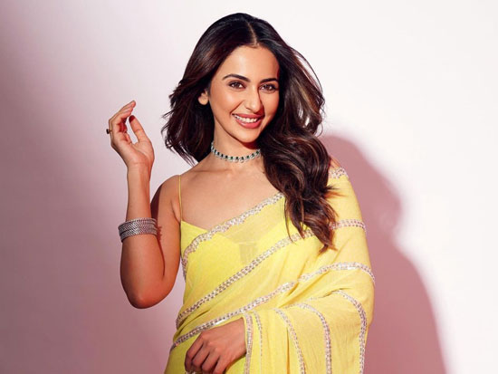 Beautiful Clicks Of Rakul Preet Singh In Saree